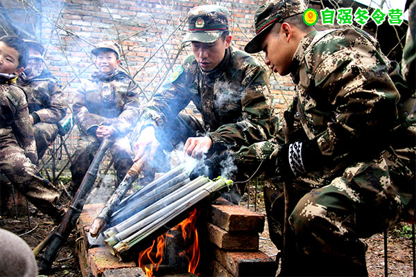 郑州学生军事冬令营