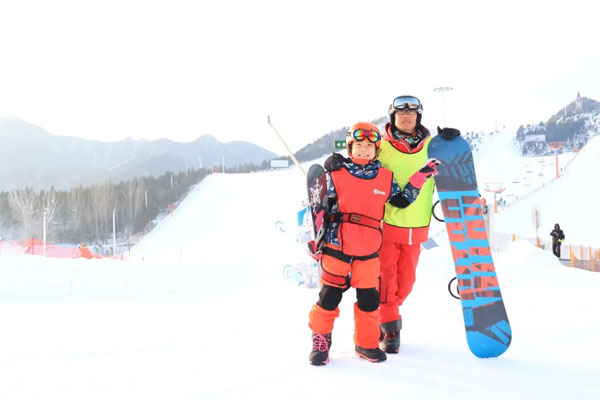 北京滑雪冬令营