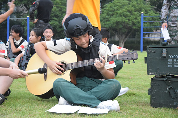 杭州儿童青少年军事夏令营