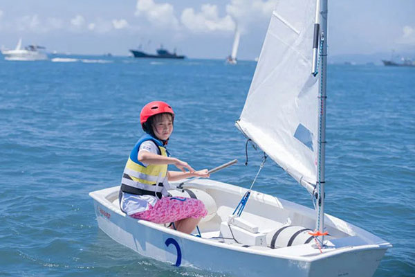 青岛青少年帆船航海夏令营