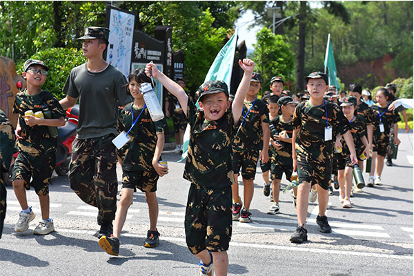 长沙青少年陆军军事夏令营