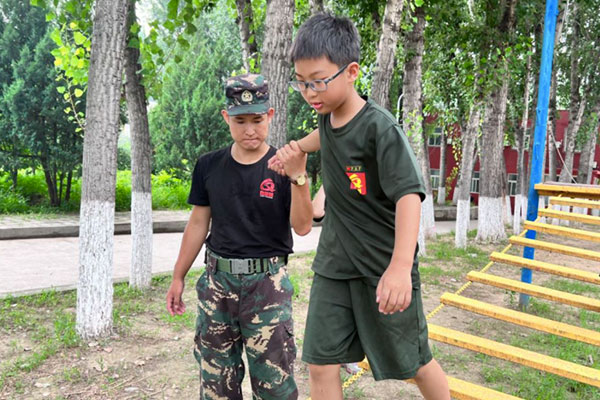 北京独立自理军事夏令营