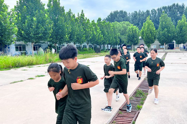 北京习惯成长军事夏令营