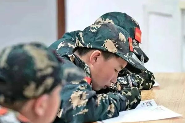 北京暑期部队军事习惯托管学习营