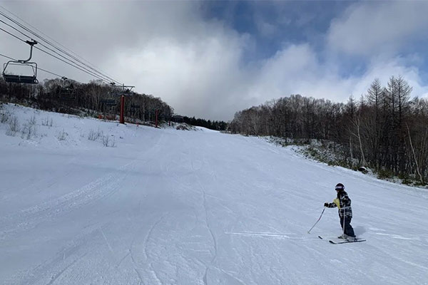 日本东京外教滑雪动漫冬令营