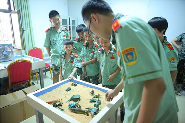 北京“少年梦之旅”军事夏令营