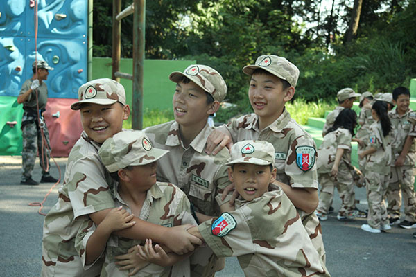 重庆独立团特种兵模拟训练夏令营