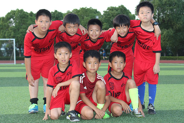 上海青少年足球体育冬令营7天
