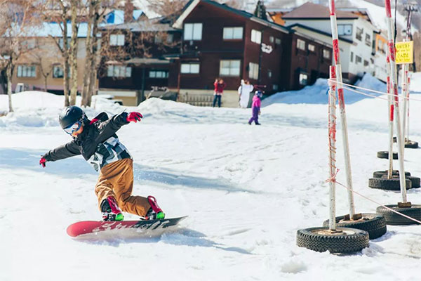 日本东京外教滑雪动漫冬令营7天