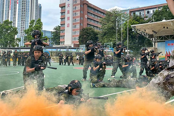 广州黄埔军事成长夏令营