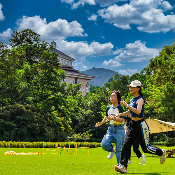 太空漫游科学夏令营