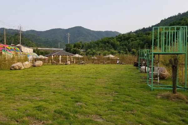 安吉蜗牛谷拓展团建基地